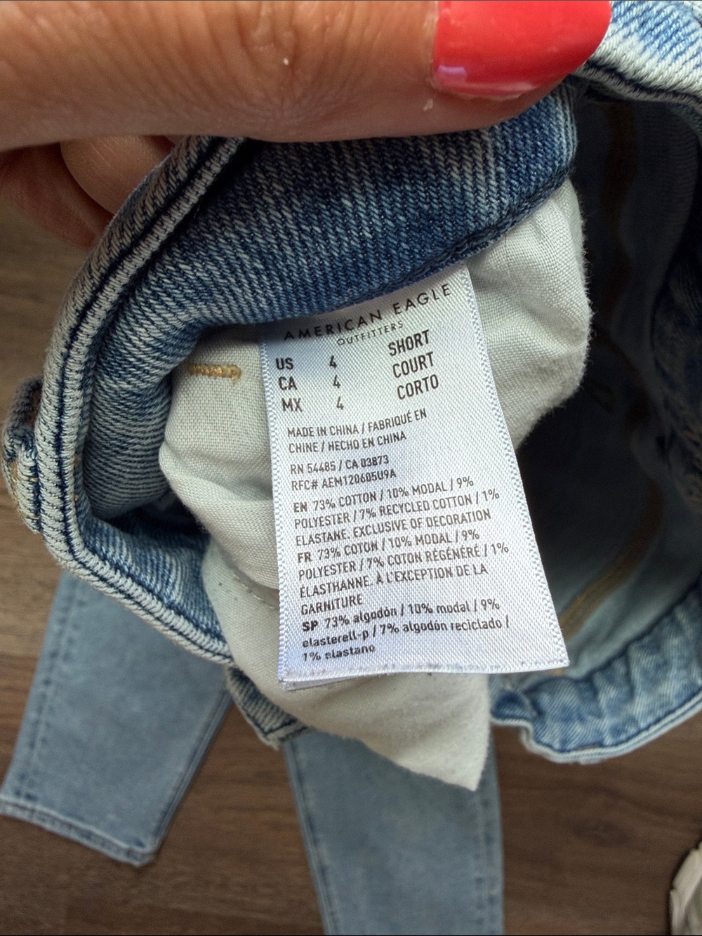 American Eagle Outfitters Light Blue Distressed Boyfriend Jeans - Picture 3 of 3